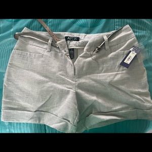 Women’s size 12 brand new with tags cotton/linen/polyester APT 9 shorts